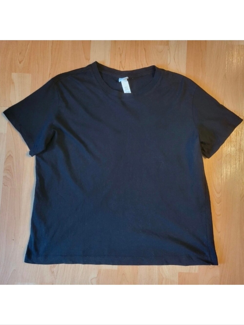 H&M Basics t-shirt